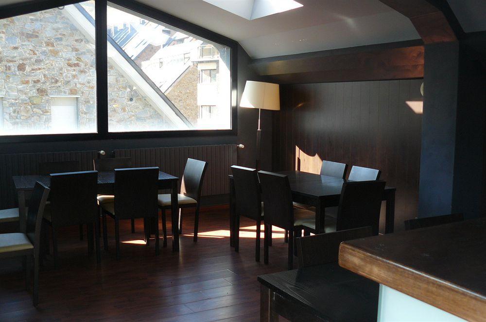 Hotel Caribou Пас-де-ла-Каса Екстер'єр фото