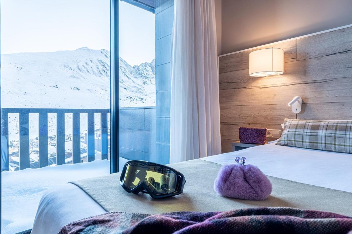 Hotel Caribou Пас-де-ла-Каса Екстер'єр фото