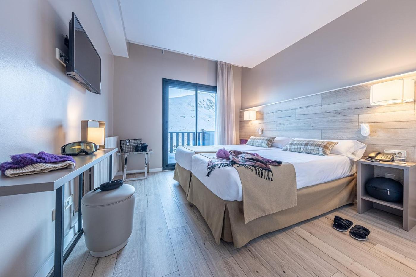 Hotel Caribou Пас-де-ла-Каса Екстер'єр фото