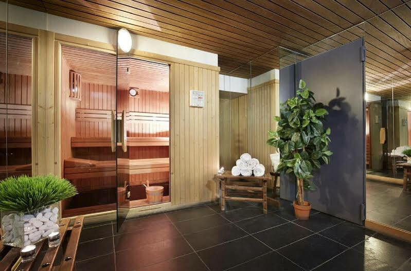 Hotel Caribou Пас-де-ла-Каса Екстер'єр фото